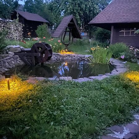 Садиба Остра Shcherbovets Luaran gambar