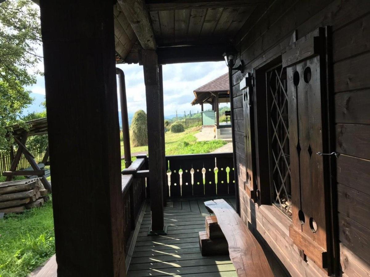 Садиба Остра Shcherbovets Luaran gambar
