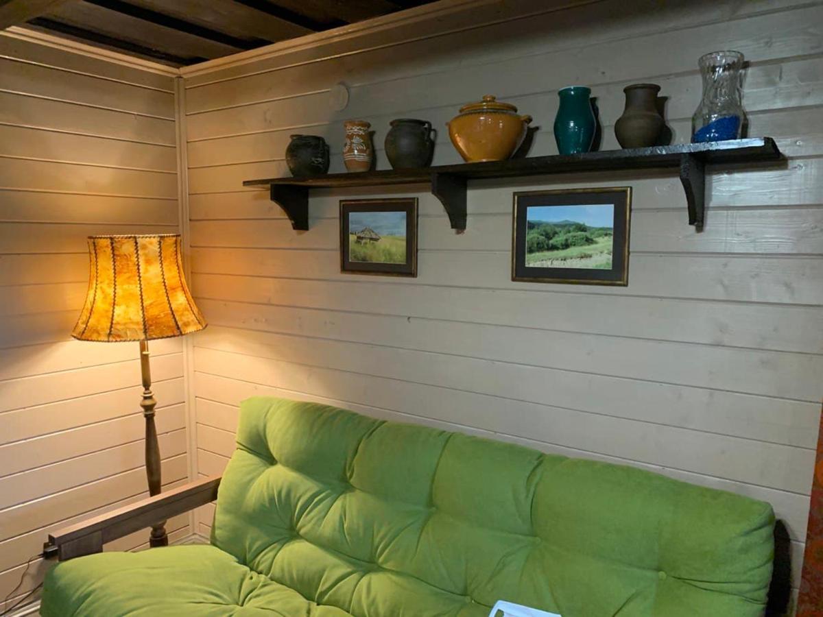 Садиба Остра Shcherbovets Luaran gambar